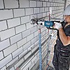 Сверление отверстий в селикатном керпиче при помощи установки алмазного бурения GDB 180 WE Professional